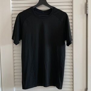 lululemon athletica Black Short Sleeve Tee Size M